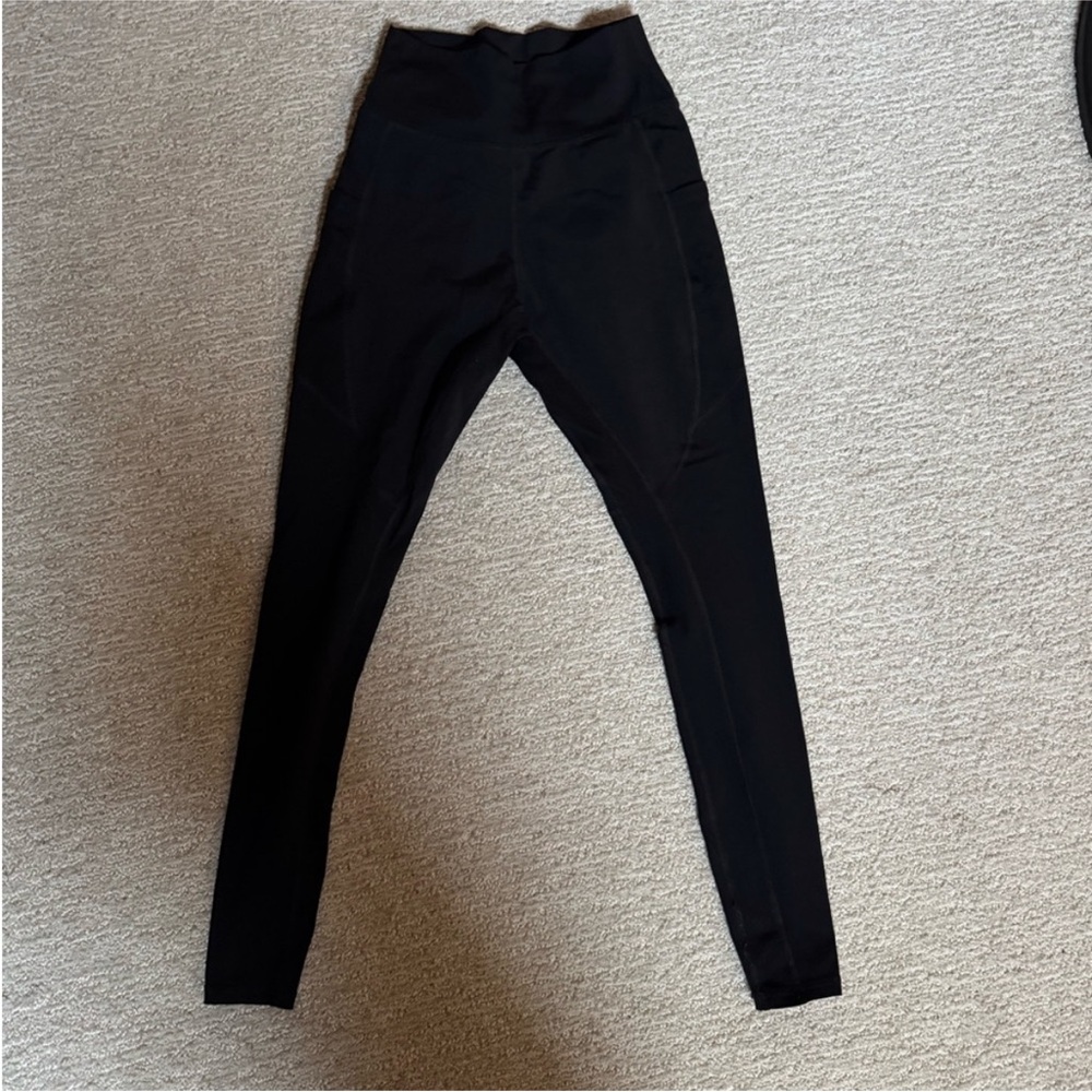 Alphalete Black Meridian Leggings • XS